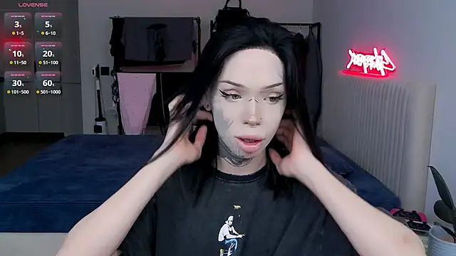Tanya M online show from May 4, 1:38 pm