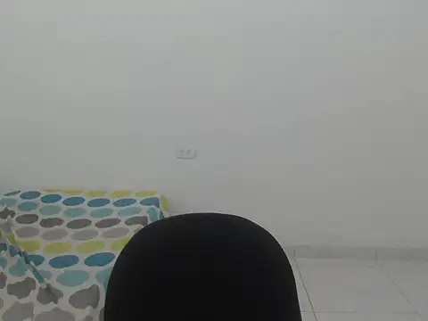 estefania224 online show from March 17, 11:39 pm