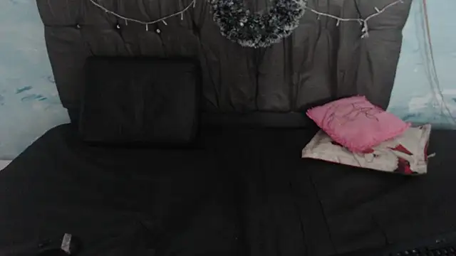 Camila TransGirl online show from February 7, 3:02 am