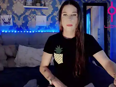 Snapshot of nicoledollts chatting on January 18, 6:59 pm nicoledollts online show from January 18, 6:59 pm