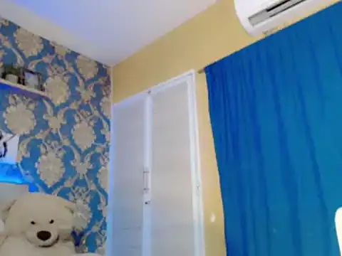 Snapshot of nicoledollts chatting on October 6, 8:20 pm nicoledollts online show from October 6, 8:20 pm