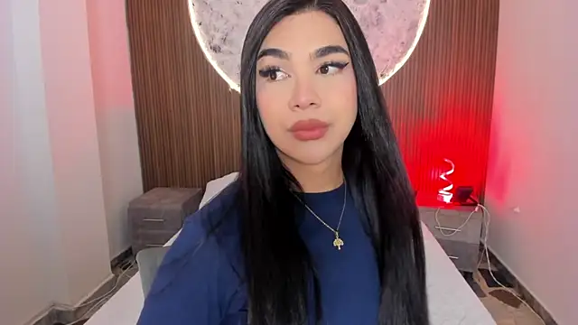 RoseCassie online show from March 5, 2:00 pm