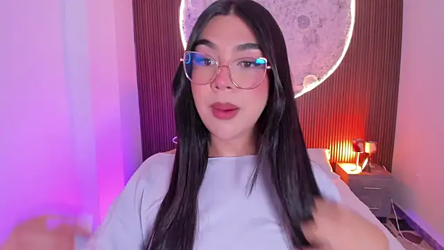 RoseCassie online show from August 6, 12:34 pm
