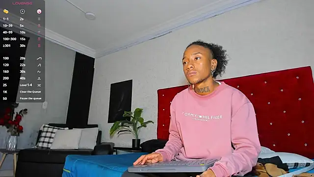JhonyMiller  online show from June 13, 9:15 pm