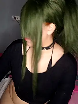 Snapshot of AsukaLangleySoryu chatting on October 31, 1:04 am AsukaLangleySoryu online show from October 31, 1:04 am