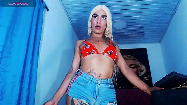 licy blonde hot online show from August 5, 10:38 pm