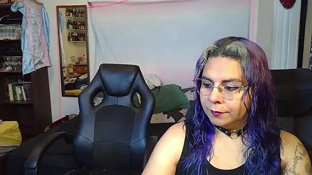 Evelan420 online show from February 17, 7:43 pm