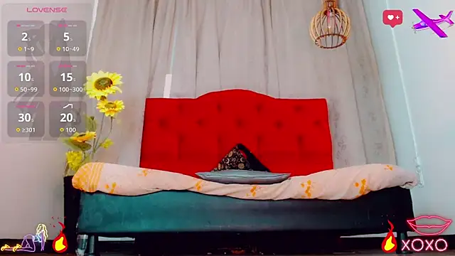 katha Crawford online show from November 14, 7:33 pm