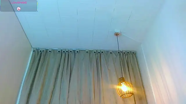 katha Crawford online show from March 7, 6:47 pm