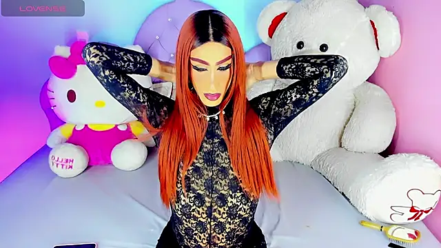 Julie Lovelyx1 online show from July 12, 1:15 pm