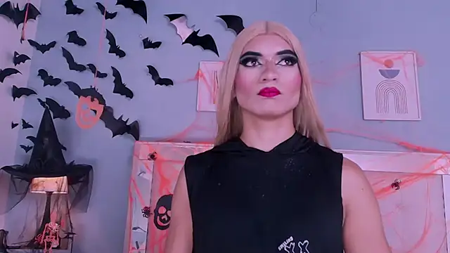 Emily Castillo 1 online show from November 2, 5:16 am