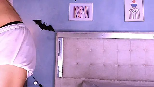 Emily Castillo 1 online show from November 26, 5:32 am