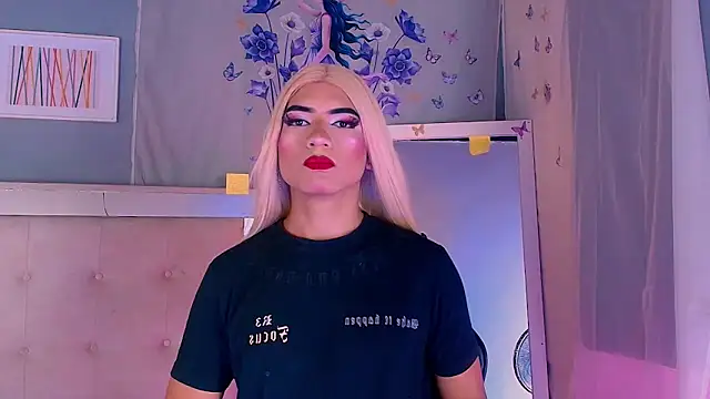Emily Castillo 1 online show from April 30, 5:13 am