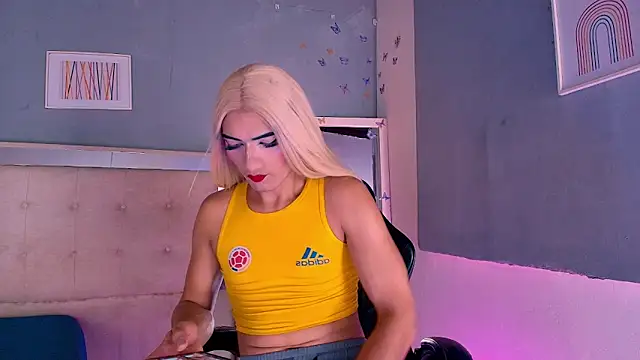 Emily Castillo 1 online show from June 18, 5:41 am