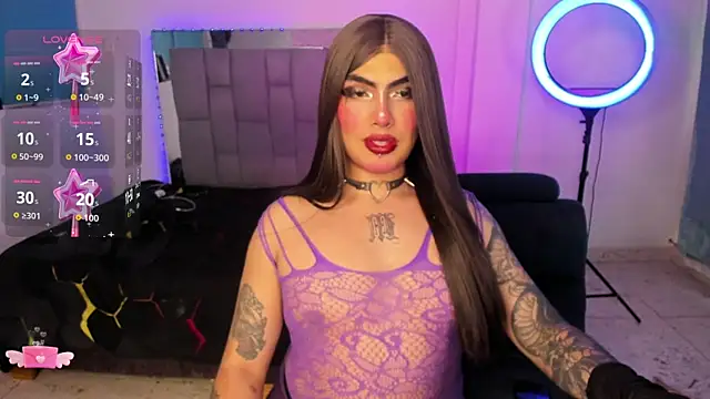 Sophie whitexxx online show from August 3, 9:10 pm