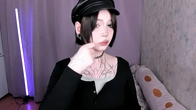 amelia mays xx online show from July 8, 9:57 am