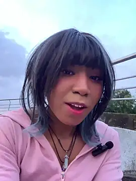 cherryboom23 online show from April 26, 11:14 pm