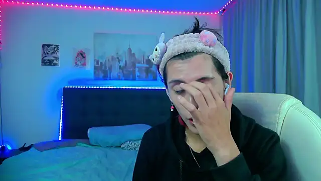 goth minerva online show from February 24, 1:48 pm