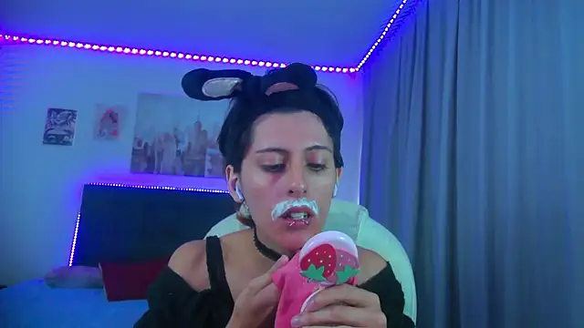 goth minerva online show from July 18, 1:51 pm