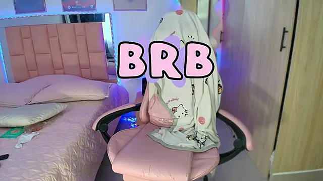 lunesweet online show from December 18, 6:13 pm