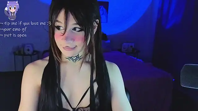 your little eva online show from May 5, 12:05 am
