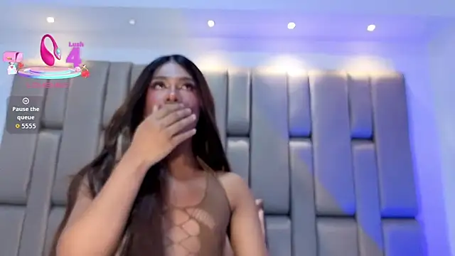 Sol Vanegas online show from November 18, 4:07 pm