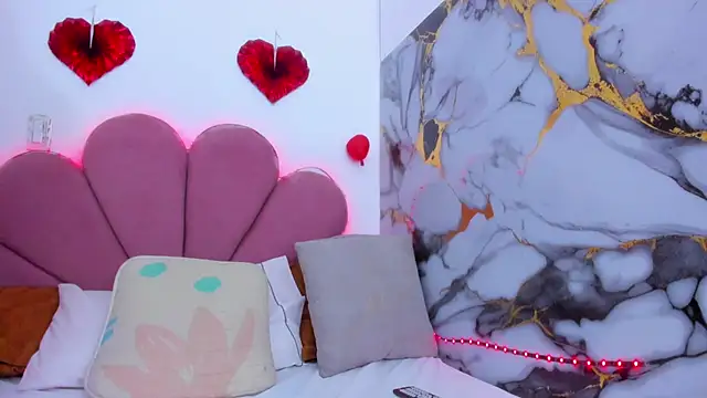 minnari online show from March 13, 11:52 pm