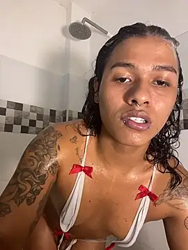 cam11 07 online show from March 12, 8:36 pm