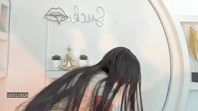 Vicky Hottman online show from January 10, 9:43 pm