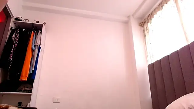 saara johnson496 online show from June 30, 11:54 am
