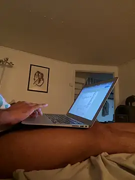 latina-pene online show from October 13, 8:09 pm