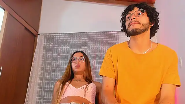 Snapshot of emmmalym chatting on September 9, 1:37 am emmmalym online show from September 9, 1:37 am