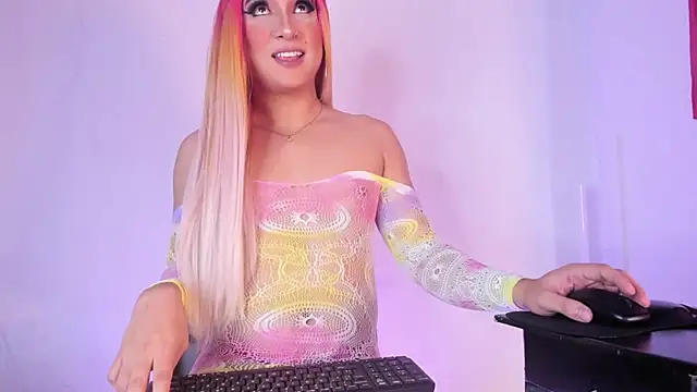 AlineCosta  online show from March 12, 3:55 am