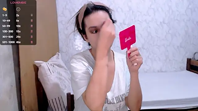 B0rn2Porn online show from October 23, 9:19 pm