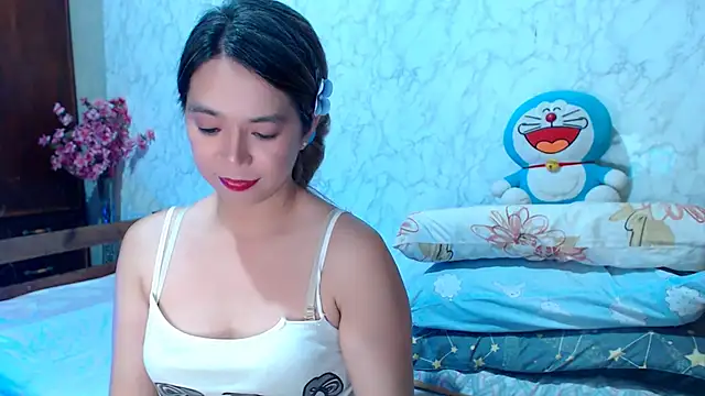 B0rn2Porn online show from July 15, 10:31 am