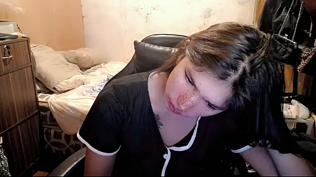 Cutierhyxx online show from May 29, 8:29 pm