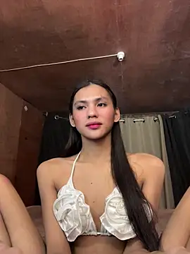 Ur latinahotpaprika online show from February 28, 12:23 pm