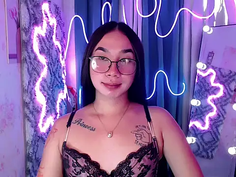 in yourdreamstarxx online show from November 24, 10:33 pm