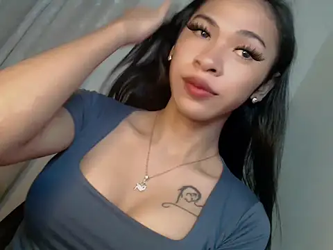 Annaloula online show from January 12, 8:38 pm