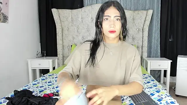 aleja spearsx online show from May 1, 11:58 am