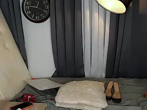 Foxxy Barbie online show from April 25, 6:06 am