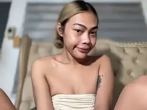 Innocent yanixx69 online show from April 27, 11:58 pm