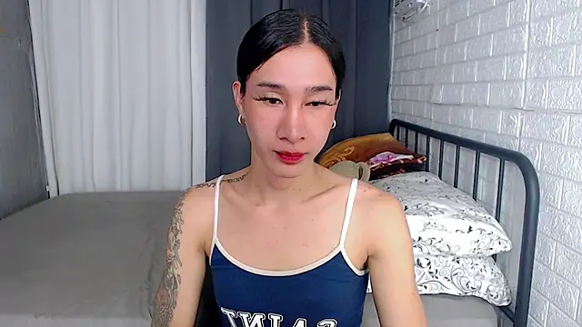 TRANSGODDESSA online show from April 25, 1:42 am