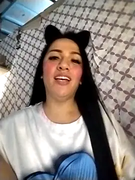 enoria1992 online show from March 17, 6:04 am