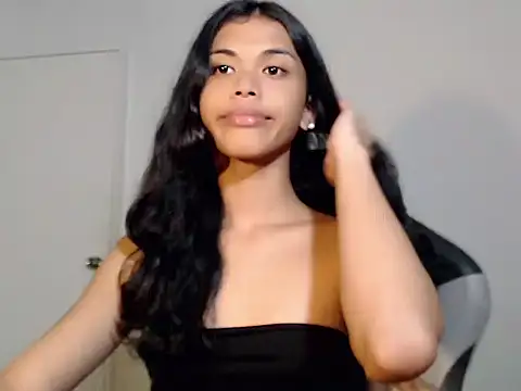 urcurlydiva online show from December 2, 5:49 pm