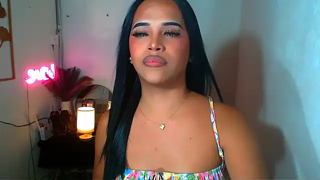 Lorainnelustts online show from March 20, 2:07 pm