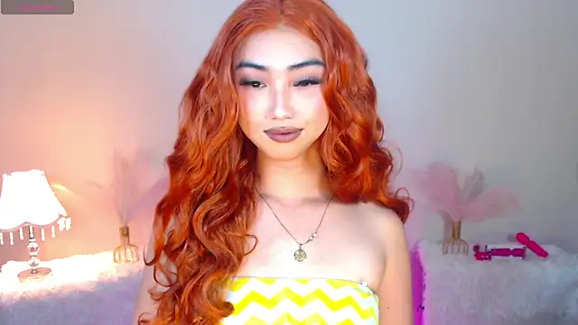 Kiah Wyatt online show from November 19, 7:19 am