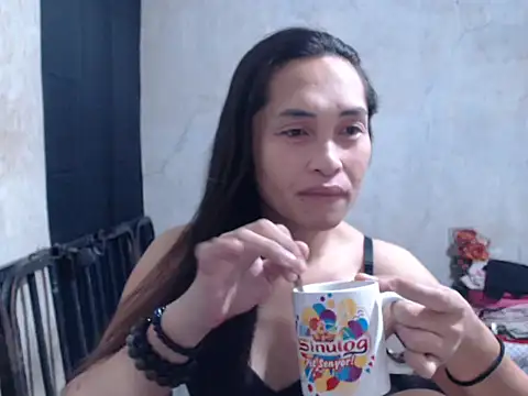 Wiynwyn Delamerced1989 online show from August 1, 11:27 pm
