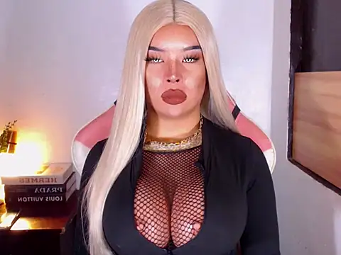 NataliaFernandezz online show from March 7, 6:47 pm