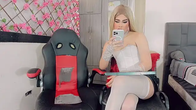 thiara veky online show from February 18, 8:27 pm